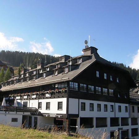 Alpenhotel Marcius Sonnenalpe Nassfeld Esterno foto